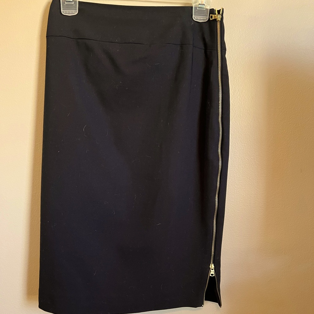 Express Pencil skirt with functional zipper